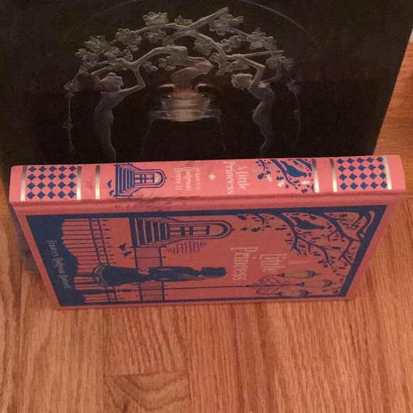 💝MYNE:)💐🦋 👸 A Little Princess Book 📖👸 COLLECTIBLE EDITION! - Picture 3 of 12